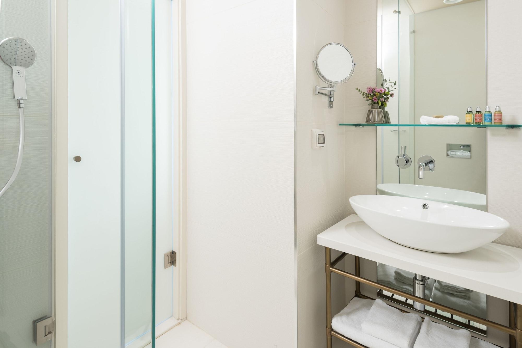 Hotel Rothschild 22 Tel Aviv Buitenkant foto